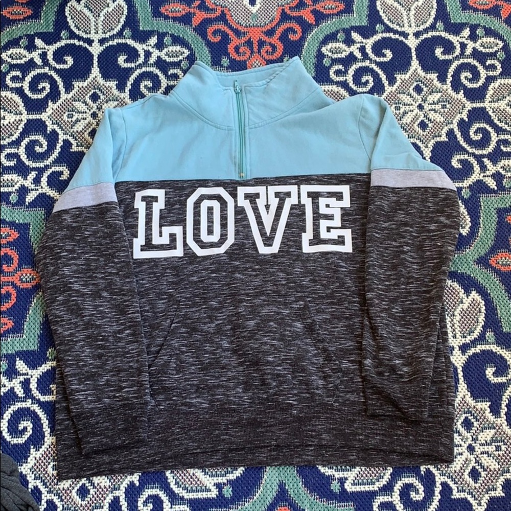 Love sweatshirt